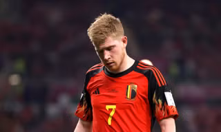 Kevin De Bruyne xấu hổ khi nhận giải Cầu thủ xuất sắc nhất trận Bỉ - Canada 