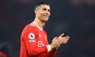 Ông chủ mới của Chelsea trực tiếp đàm phán mua Ronaldo? 