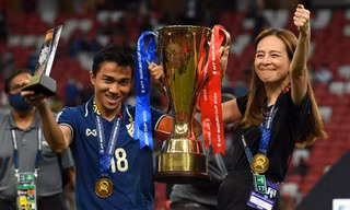 Chanathip nhận danh hiệu Cầu thủ xuất sắc nhất, đi vào lịch sử AFF Cup