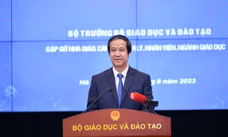 Bộ trưởng GD&ĐT Nguyễn Kim Sơn: 'Nhà giáo là tài sản quý nhất của ngành'