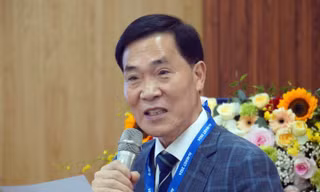 Nhiều chuyên gia quốc tế bàn về công nghệ và an toàn hàng hải tiên tiến