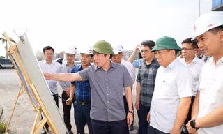 Cắm mốc hướng tuyến đường sắt Lào Cai - Hà Nội - Hải Phòng