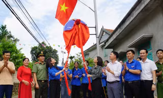 Khánh thành công trình thắp sáng đường quê, khởi công xây nhà nhân ái tại Hải Phòng