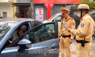 Hải Phòng lùi áp dụng cấm đỗ ô tô trên các tuyến phố trung tâm