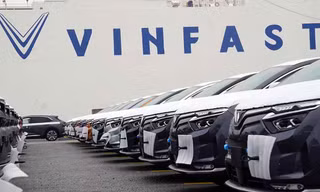 Vinfast lập đỉnh trên sàn Mỹ, trong nước 'đầu tàu' VIC tăng vọt