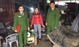 Quả đạn súng cối 100 mm, đang còn khả năng phát nổ, sát thương.