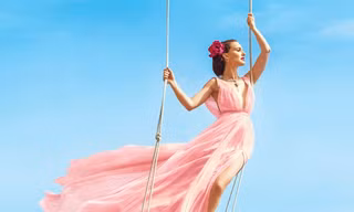 Natalie Portman diện váy ngàn đô, đẹp lộng lẫy như thiên thần 