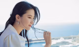 Lưu Diệc Phi 'đốn tim' fan bởi nhan sắc trong veo nền nã