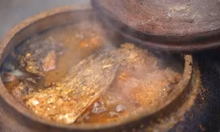  Làng cá kho vào Tết 