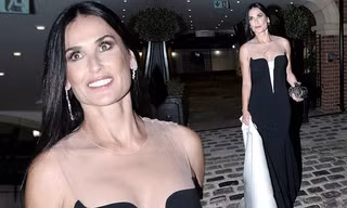 Minh tinh Demi Moore quyến rũ bất ngờ ở đám cưới Công chúa Anh