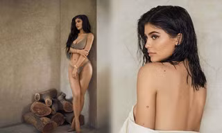 Cô nàng 19 tuổi nhà Kim Kardashian khoe ba vòng ‘đồng hồ cát’