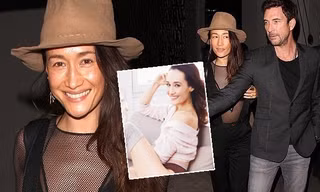 Mỹ nhân gốc Việt Maggie Q diện nội y lưới sánh đôi hôn phu hơn 18 tuổi