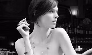 ‘Chân dài’ Coco Rocha tái xuất cực gợi cảm