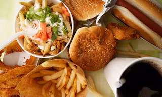 10 thực phẩm ‘đen’ có hàm lượng cholesterol cao 