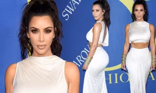 Kim Kardashian eo thon nhỏ xíu với đường cong ‘đồng hồ cát’ 