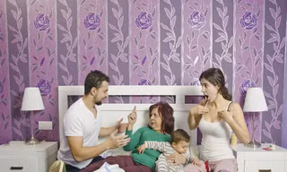 Mẹ chồng bảo tôi sinh 3 con trai là... có tội