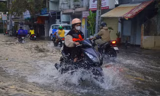 Diễn biễn triều cường ở TPHCM dịp Giáng sinh và đón năm mới