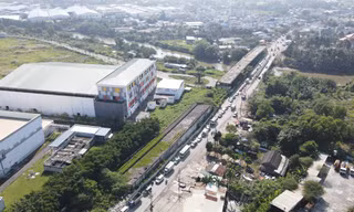 Cận cảnh cầu gần 700 tỷ ở khu Đông TPHCM được tái khởi động sau nhiều năm bị ‘treo’