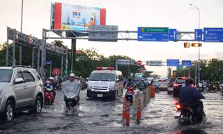 TPHCM chỉ đạo khẩn về ứng phó với đợt mưa lớn kết hợp triều cường 
