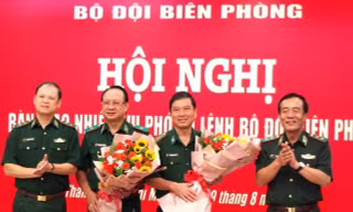 Bản tin 8H: Bàn giao nhiệm vụ Phó Tư lệnh Bộ đội Biên phòng