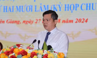 Bản tin 8H: Phê chuẩn kết quả bầu, miễn nhiệm chức vụ Phó Chủ tịch UBND 2 tỉnh