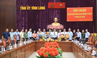 Bản tin 8H: Bổ nhiệm nhân sự chủ chốt tỉnh Vĩnh Long