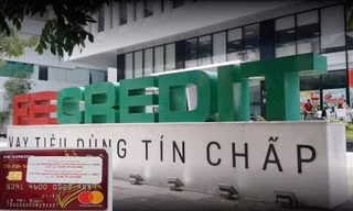 Không ít khách hàng gặp rắc rối vì vay tín chấp và mở thẻ tín dụng của Fe Credit.