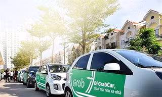 Bộ GTVT bảo vệ quan điểm quản Grab như taxi