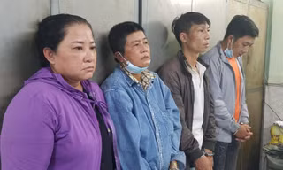 Băng nhóm chuyên dàn cảnh móc túi ở các bệnh viện sa lưới 