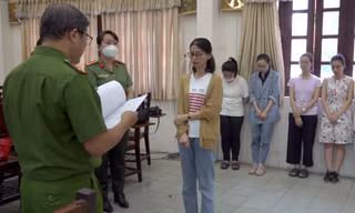Triệt phá đường dây cho vay với lãi suất 2.555%/năm ở TPHCM 