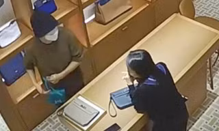 Thiếu gia 'thất thế' trộm trang sức, hàng hiệu hơn 3 tỷ đồng ở trung tâm thương mại 