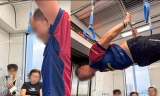 Vì sao chưa thể xử lý người đàn ông vô tư 'hít xà đơn' trên metro TPHCM?