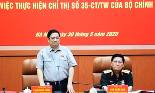 Đồng chí Phạm Minh Chính phát biểu tại buổi làm việc. - Ảnh: QĐND 