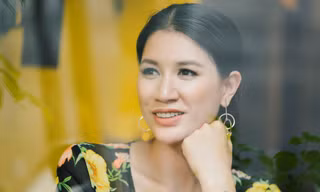 Trang Trần tiết lộ từng bị giang hồ dọa rạch mặt vì được chọn làm vedette khi mới vào nghề
