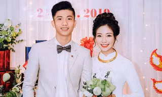 Câu cảm ơn sau lễ ăn hỏi bạn gái hot girl của Phan Văn Đức gây 'sốt'