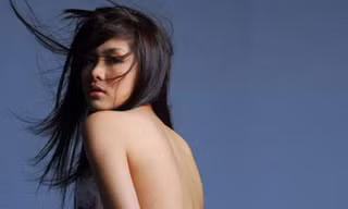 Ảnh bán nude hiếm hoi của Tăng Thanh Hà 
