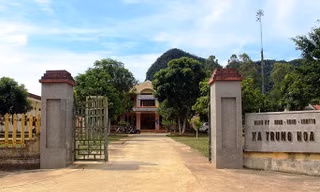 Trụ sở xã Trung Hóa 