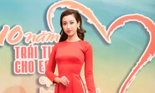Đỗ Mỹ Linh đẹp rạng ngời xuất hiện trong Gala 10 năm 'Trái tim cho em'