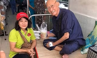 Hành trình kiên cường chiến đấu với bệnh ung thư của nghệ sĩ Lê Bình
