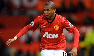 'Quái xế' Ashley Young chuẩn bị hầu tòa