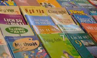 Chỉ còn chưa đầy nửa tháng bắt đầu năm học mới, kiếm sách giáo khoa ở đâu?