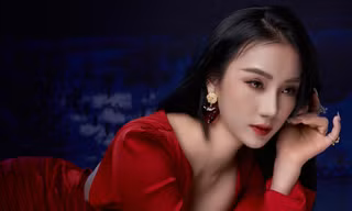 Chủ nhân hit 'Là anh' tâm sự mùa lễ Vu lan: 'Tôi thỉnh thoảng mới tâm sự với mẹ vì sợ mẹ lo lắng'
