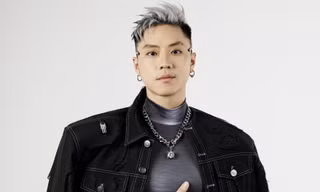 ‘Nam thần DJ của Rap Việt’ WUKONG khiến dân tình bất ngờ tiết lộ ‘mối lương duyên’ với Hoàng Thùy Linh qua một bản ‘hit’