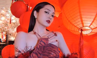 Tin đồn mang bầu chưa nguội, Bảo Anh lại gây ‘chấn động’ V-biz với ảnh 'khóa môi' bạn trai kém tuổi