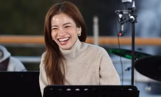Lâm Bảo Ngọc lên nốt cao nhạc phim đình đám 'Hậu duệ Mặt trời' khiến idol K-pop này sửng sốt