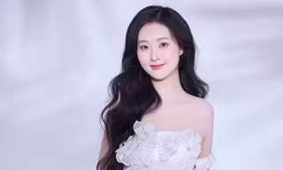 Ngưỡng mộ Hoa hậu Đỗ Mỹ Linh, nữ sinh Ngoại thương Hoàng Tú Anh đến với ‘Hoa hậu Việt Nam’ để lan tỏa giá trị cộng đồng