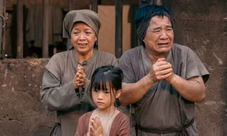 NSƯT Quang Tèo và NSƯT Chiều Xuân 'khai rạp' đầu năm Ất Tỵ với bộ phim tâm linh đậm chất văn hóa dân gian