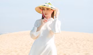 Hồ Ngọc Hà đẹp đến không thể rời mắt, truyền cảm hứng quảng bá du lịch quê hương Quảng Bình 