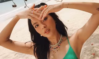 'Nữ hoàng lookbook' Tú Hảo ngày ấy và bây giờ khác lạ đến độ khiến netizen 'choáng'