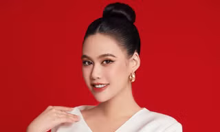 Từ 'Hoa khôi Sư phạm' đến danh hiệu Én Vàng, Thảo Uyên: 'Va chạm sớm cũng là một trong những chìa khoá giúp mình tự tin'
